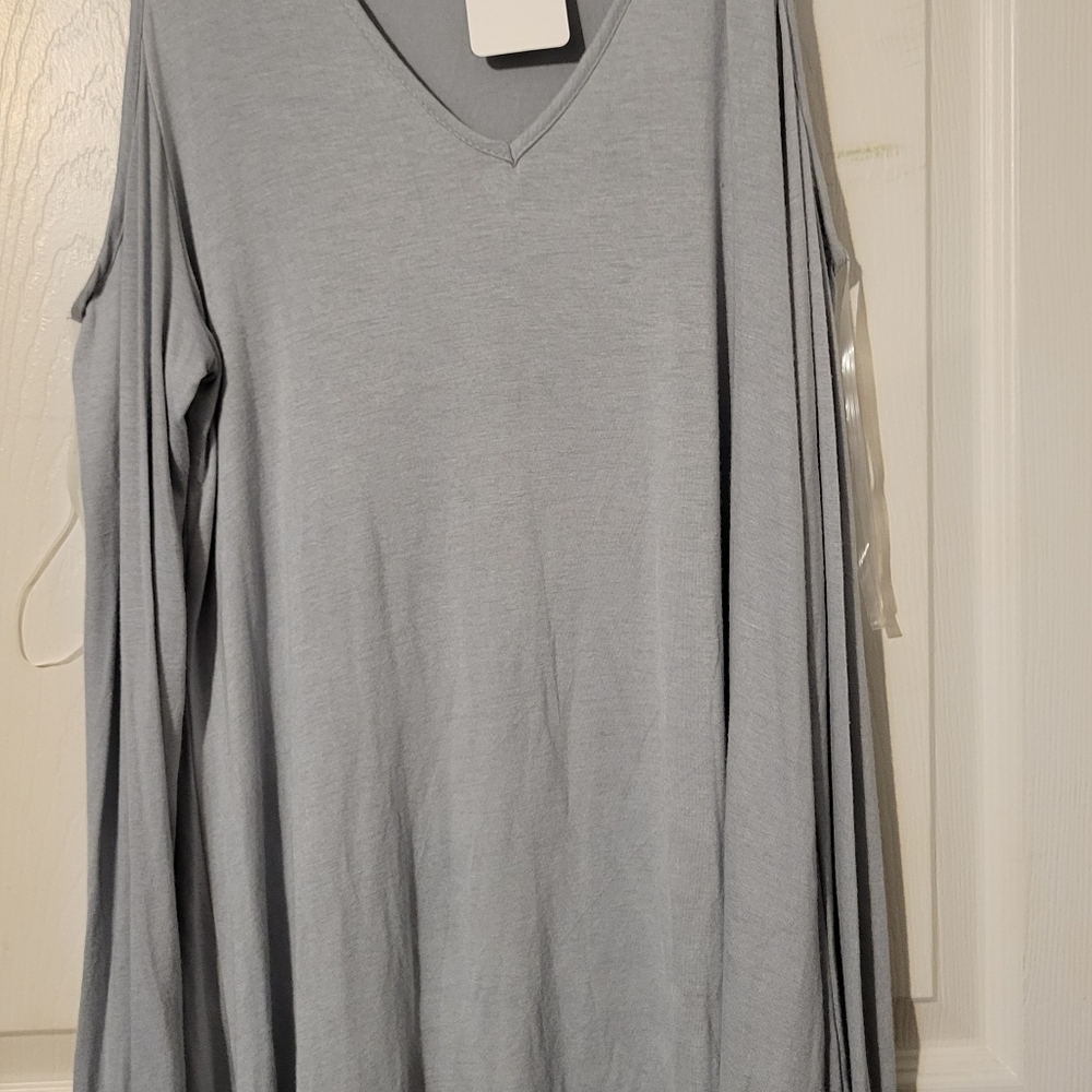 Elegant Gray Blouse